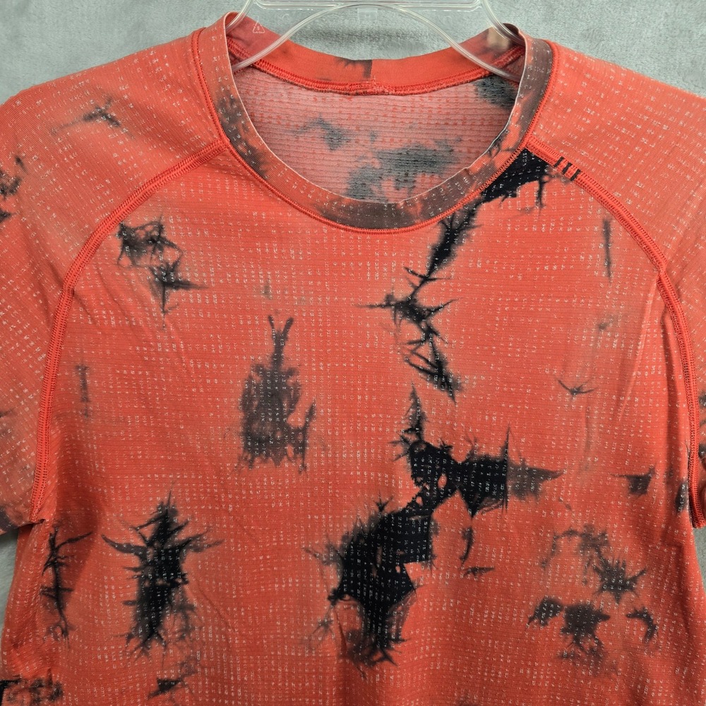 Lululemon Size Medium Metal Vent Texh Short Sleeve T-Shirt Orange Tie‎ Dye